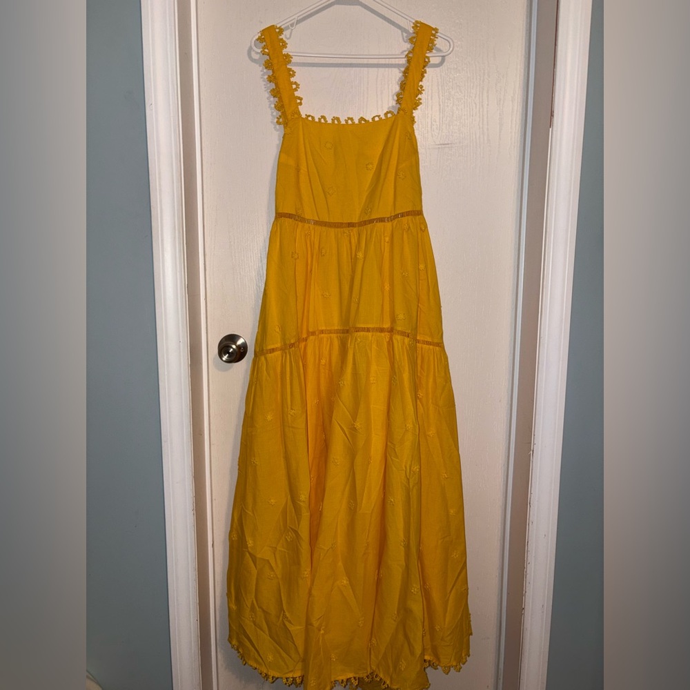 NWT FARM RIO 3d Flowers Midi Dress